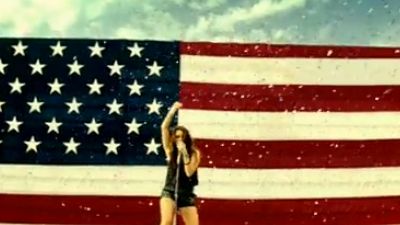 Miley Cirus - Party in the USA
