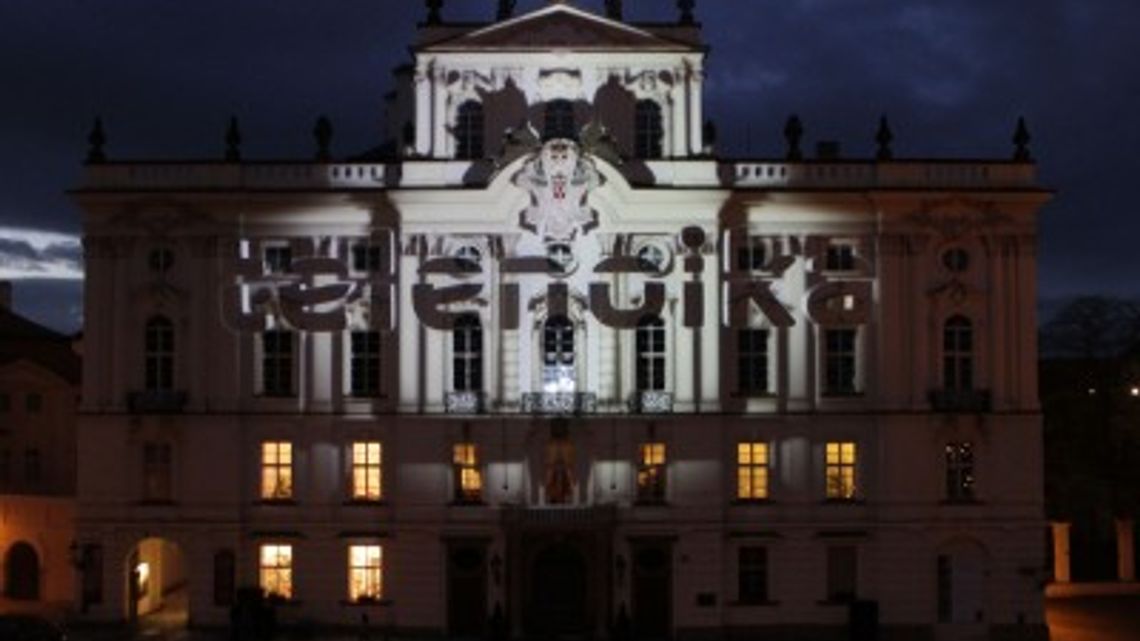 Video Mapping with Telenoika [150 €]