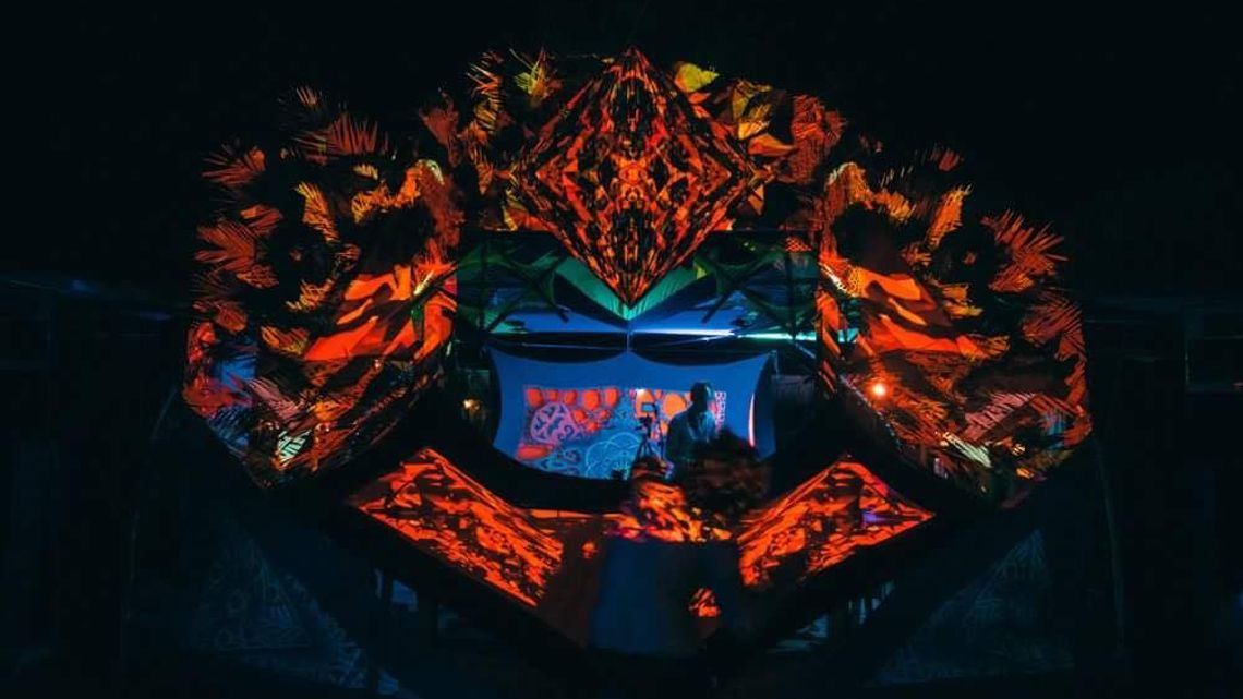Live visuals and live mapping