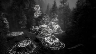 ENDLESS EDGES