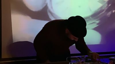Hyper Trip-Hop AV performance