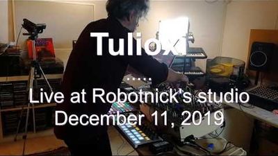 Tulioxi Live at Robotnick's Studio